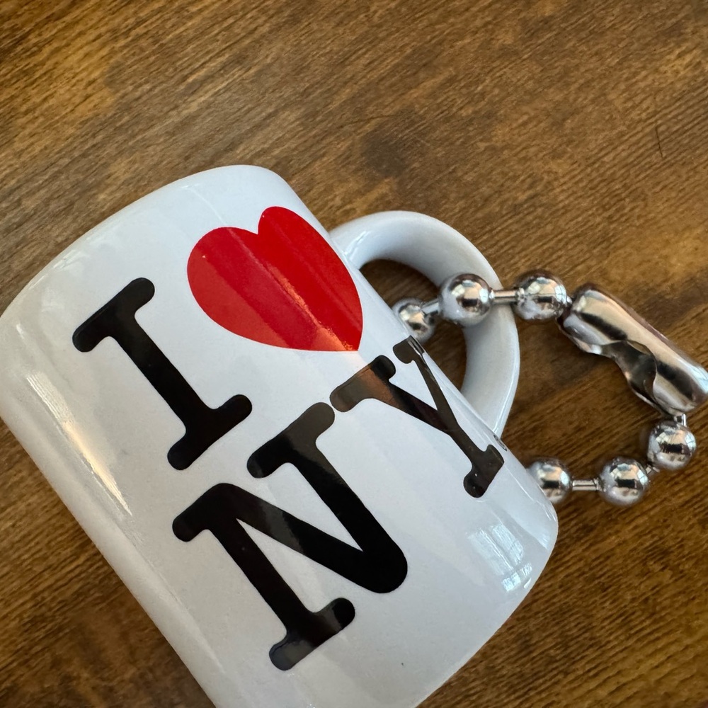 I ❤️ NY Coffee Mug Bag Charm - Picture 3 of 9